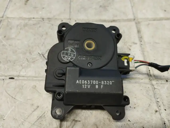 Mitsubishi Colt (2004 - 2008) AE0637008320 Двигатель задвижки потока воздуха — фото 1