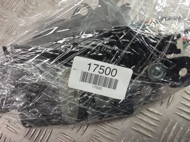 BMW X1 F48 F49 (2015 - 2022) 7357112 Электропривод крышки багажника — фото 5