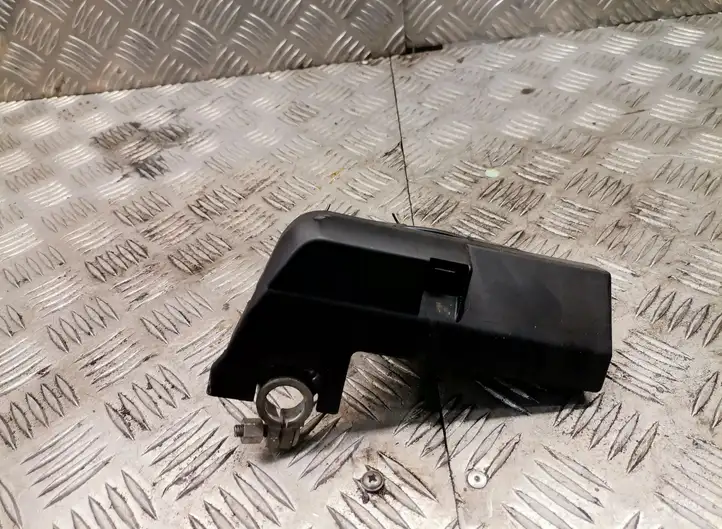 Audi A6 S6 C6 4F (2004 - 2008) Плюсовой провод аккумулятора — фото 2