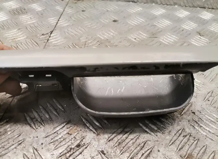 Volkswagen Sharan (2000 - 2003) Накладка кнопки стеклоподъемника — фото 1