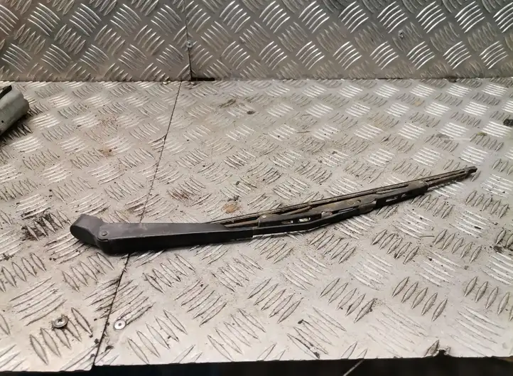 Ford Focus (1998 - 2004) Поводок заднего стеклоочистителя — фото 2