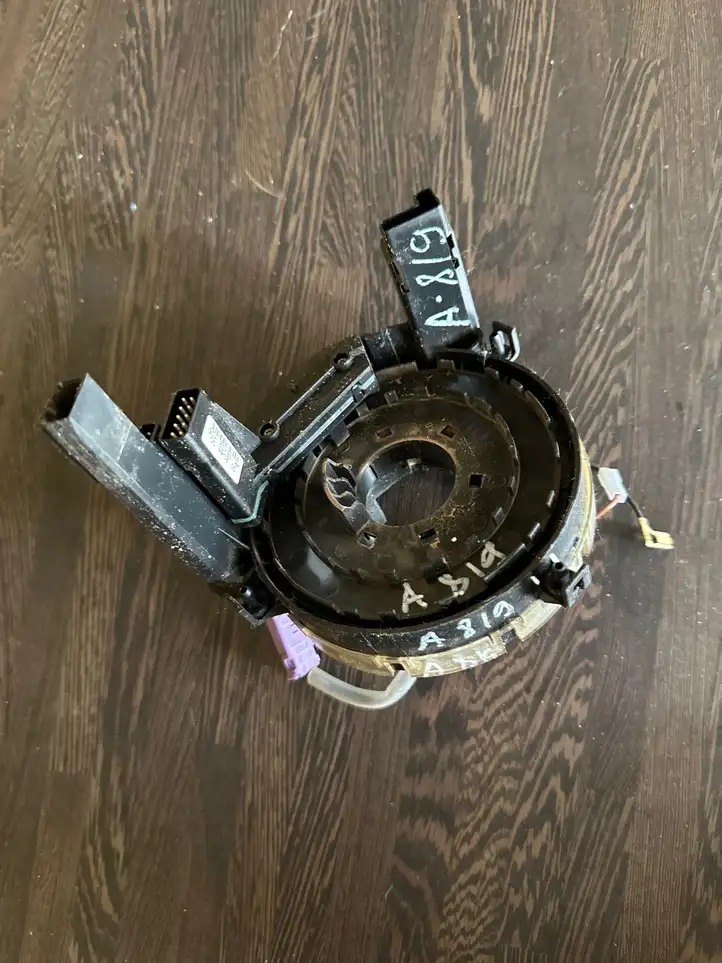 Audi A4 S4 B6 8E 8H (2000 - 2006) 8E0953541C Контактное кольцо SRS — фото 1
