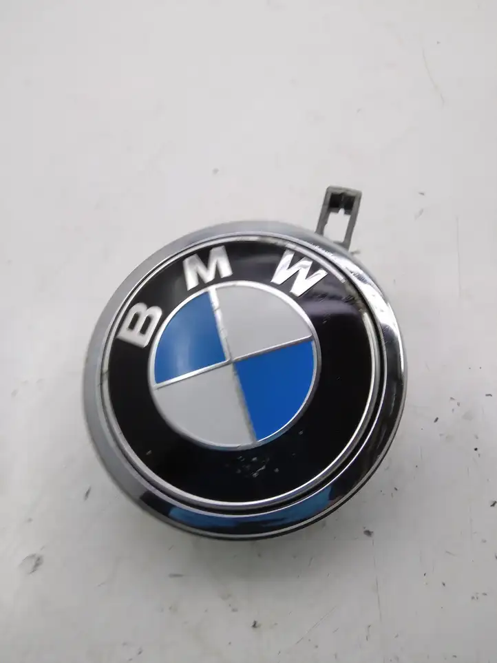 BMW 1 E82 E88 (2007 - 2014) Ручка крышки багажника — фото 1