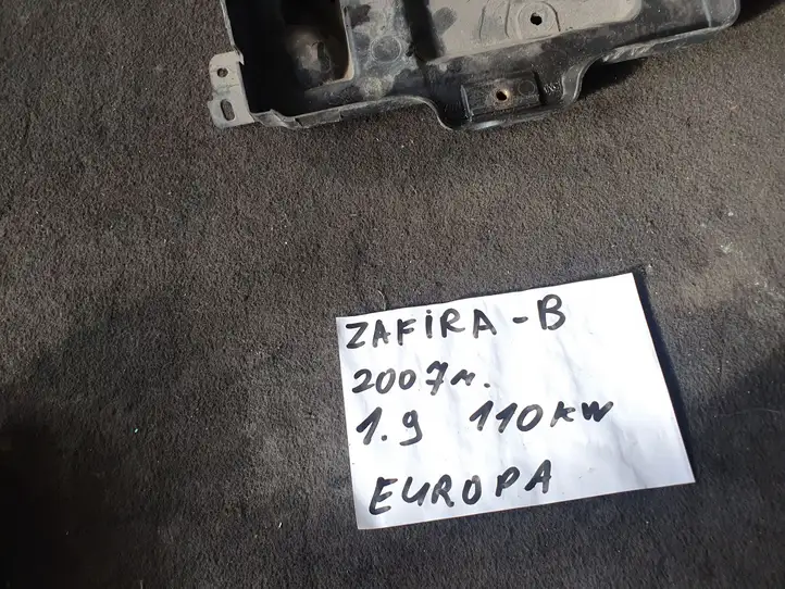 Opel Zafira B (2006 - 2008) Площадка аккумулятора — фото 3