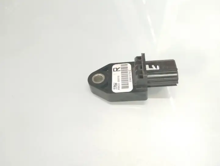 Toyota Avensis T250 (2003 - 2006) 8983305010 Датчик удара SRS — фото 1