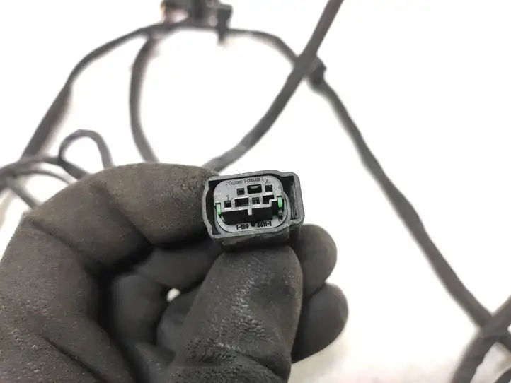 Audi Q7 4L (2005 - 2009) 1J0973735 Прочая электропроводка — фото 4