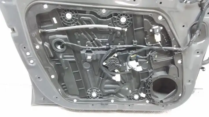 Kia Sportage (2018 - 2021) Дверь — фото 4