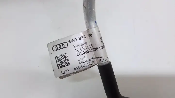 Audi A4 S4 B9 (2015 - 2019) 8W1816720 Трубки и шланги кондиционера — фото 3