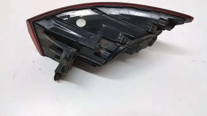 Audi A4 S4 B9 (2015 - 2019) 8W9945069 Задний фонарь в кузове — фото 5