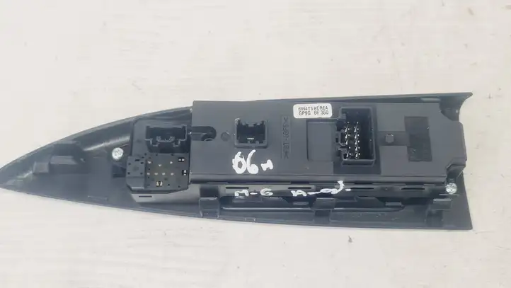 Mazda 6 (2005 - 2007) GP9G66350 Кнопка стеклоподъемников — фото 3