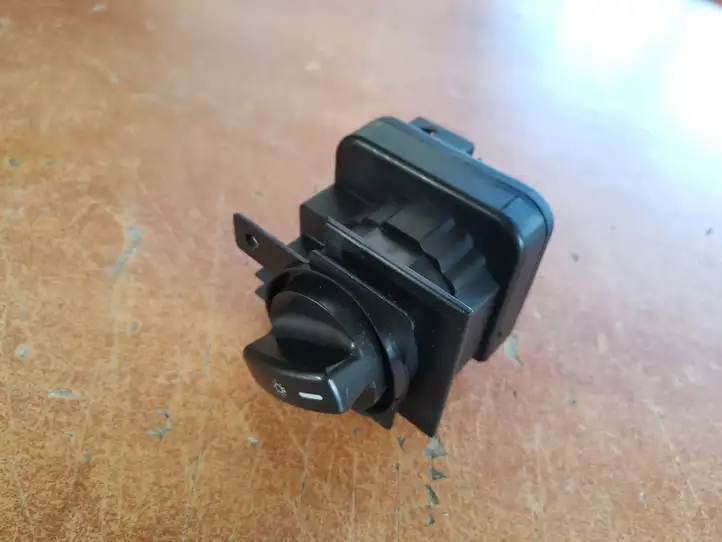 Mercedes-Benz A W169 (2004 - 2012) 1695451004 Включатель фонарей — фото 4