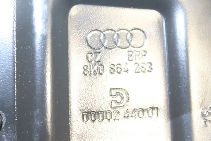 Audi A4 S4 B8 8K (2007 - 2011) 8K0864283 Подлокотник — фото 6