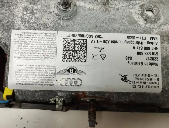 Audi A8 S8 D4 4H (2013 - 2017) 4H1880841A Коленная подушка безопасности — фото 4