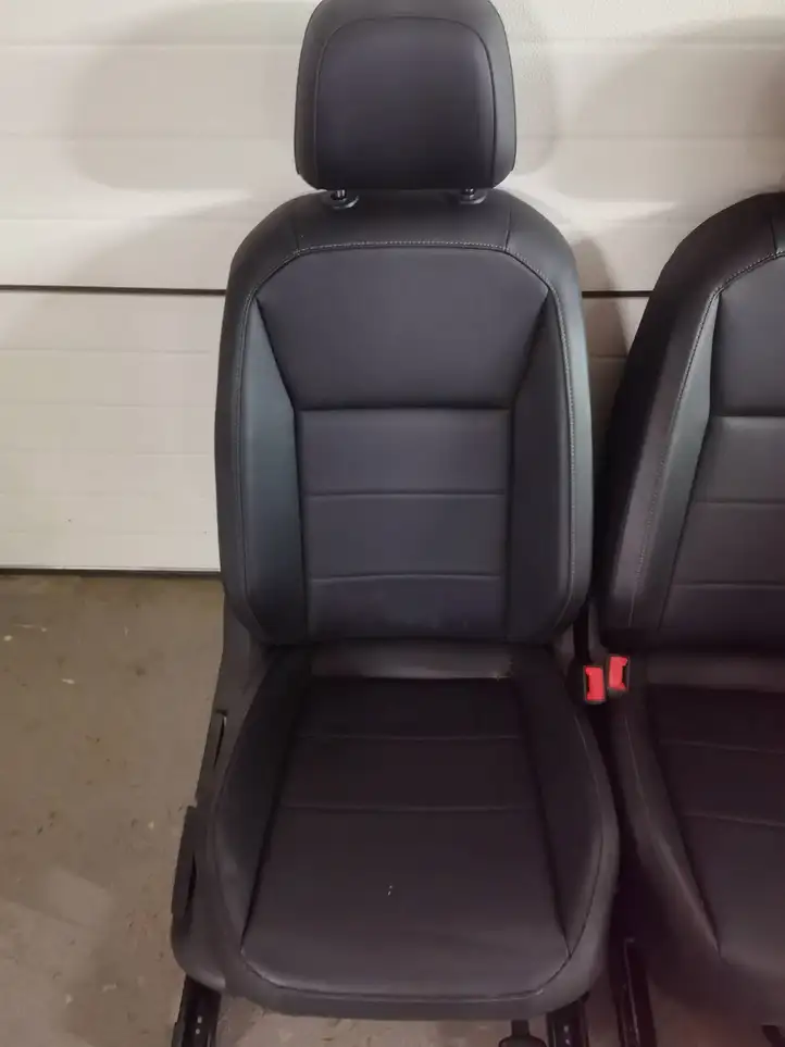 Volkswagen Tiguan Allspace (2017 - ) Комплект отделки дверей — фото 12