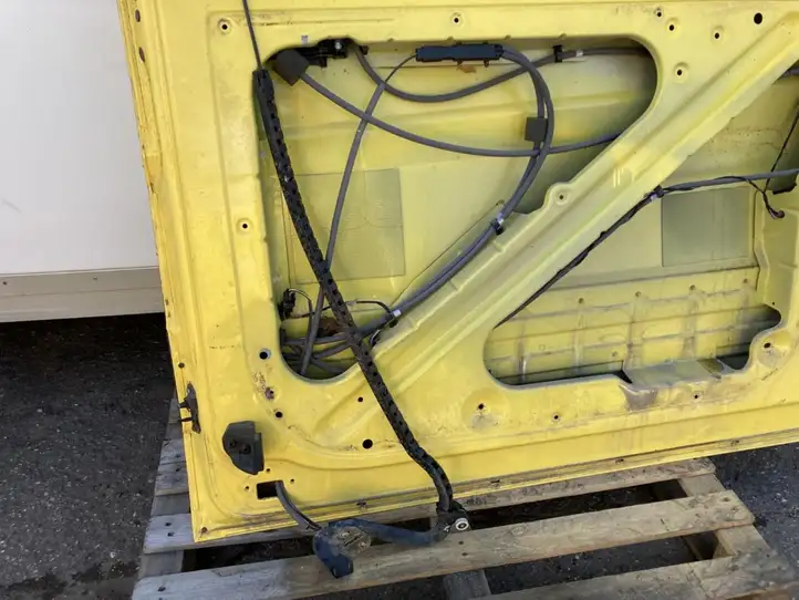 Mercedes-Benz Sprinter W906 (2006 - 2018) 9067307205 Боковая раздвижная дверь — фото 11