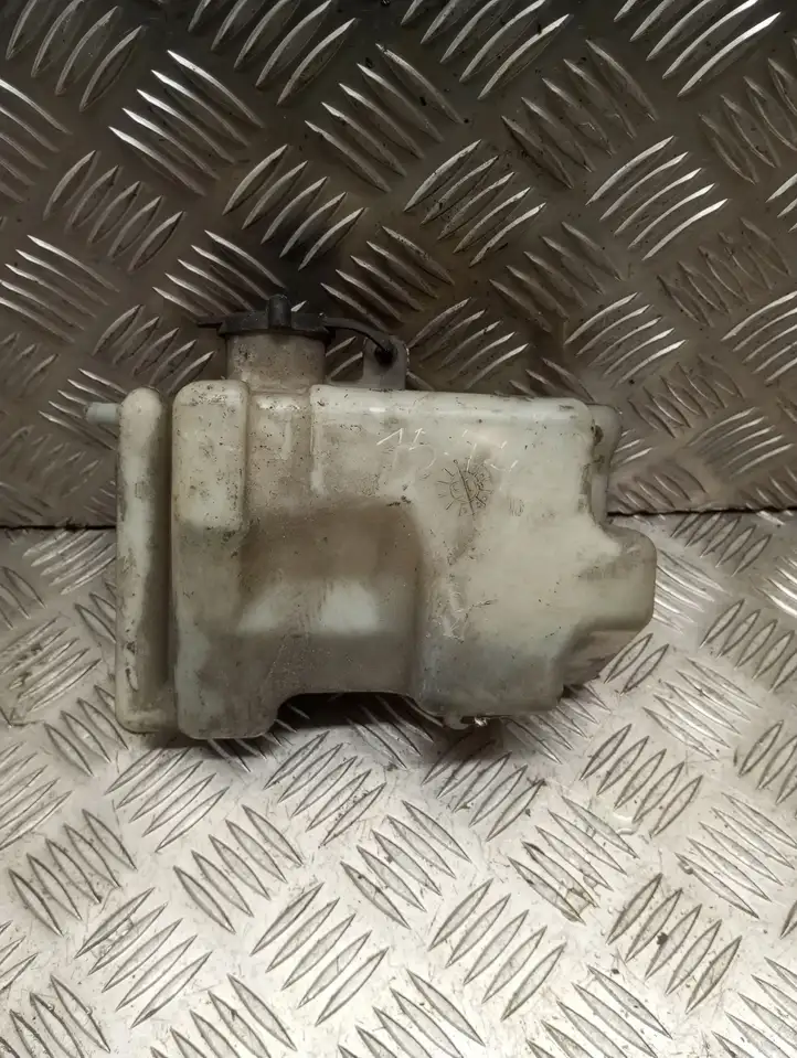 Toyota Avensis T250 (2003 - 2006) 164700H030 Расширительный бачок — фото 1
