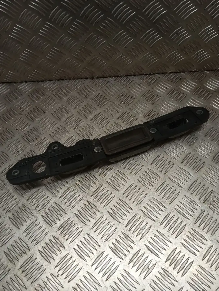 Volkswagen Cross Touran I (2006 - 2010) 1T0827574L Ручка крышки багажника — фото 2