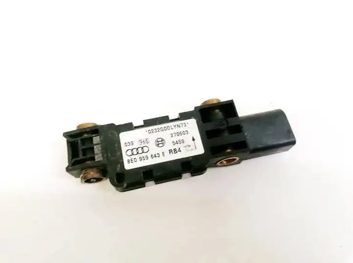 Audi A4 S4 B6 8E 8H (2000 - 2006) 8E0959643E Датчик удара SRS — фото 1