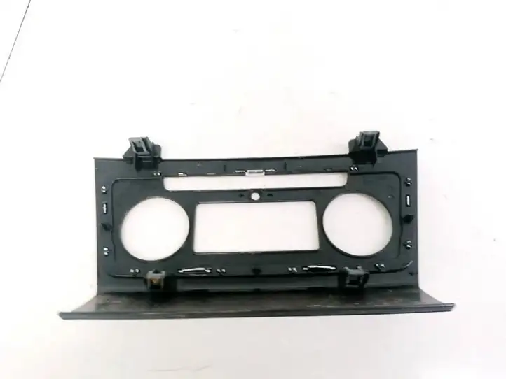 Skoda Superb B6 (3T) (2008 - 2015) 3T0863152D Прочие детали салона — фото 2
