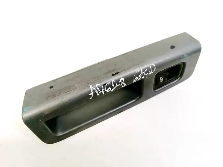 Volvo S40 (2004 - 2007) 8679478 Кнопка стеклоподъемников — фото 1