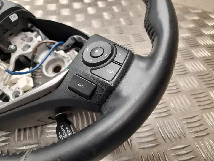 Toyota RAV 4 (XA40) (2012 - 2018) 080 Руль — фото 3