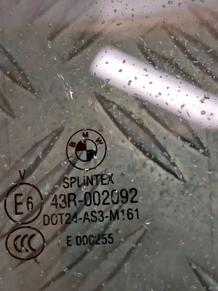 BMW 5 E60 E61 (2004 - 2010) 43R002092 Стекло задней двери — фото 4