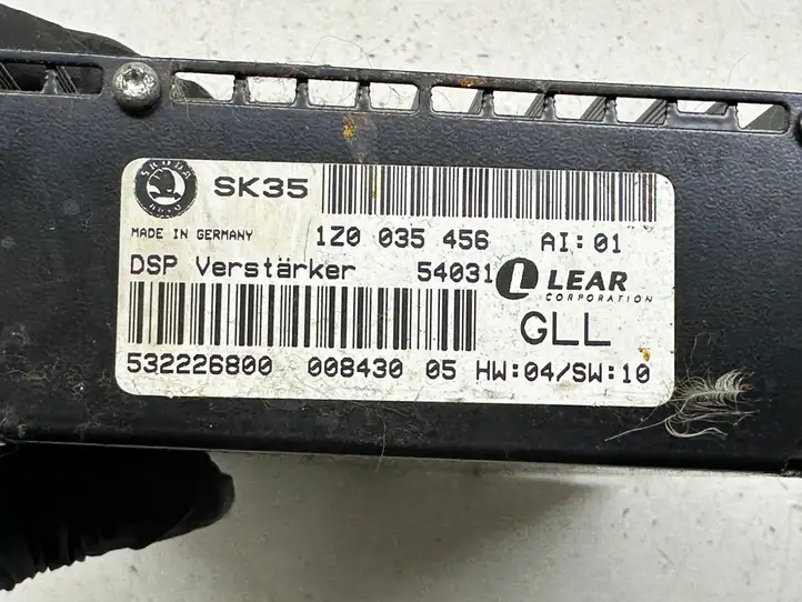 Skoda Octavia Mk2 (1Z) (2004 - 2013) 1Z0035456 Усилитель звука — фото 3
