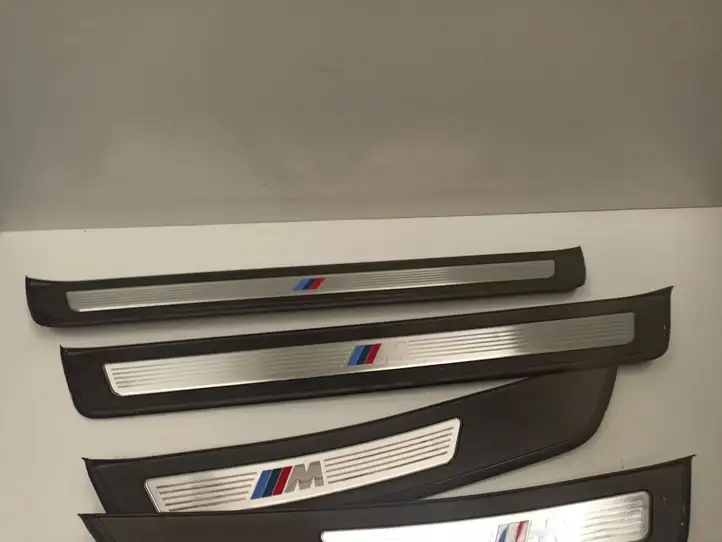 BMW 5 F10 F11 (2009 - 2016) 8050053 Внутренняя обшивка порога (комплект) — фото 8