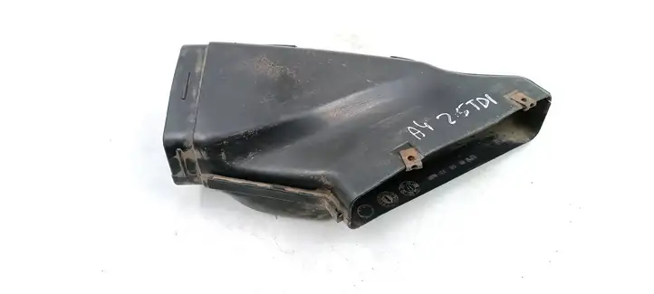 Audi A4 S4 B5 8D (1999 - 2001) 8D0129617H Трубка подачи воздуха — фото 1