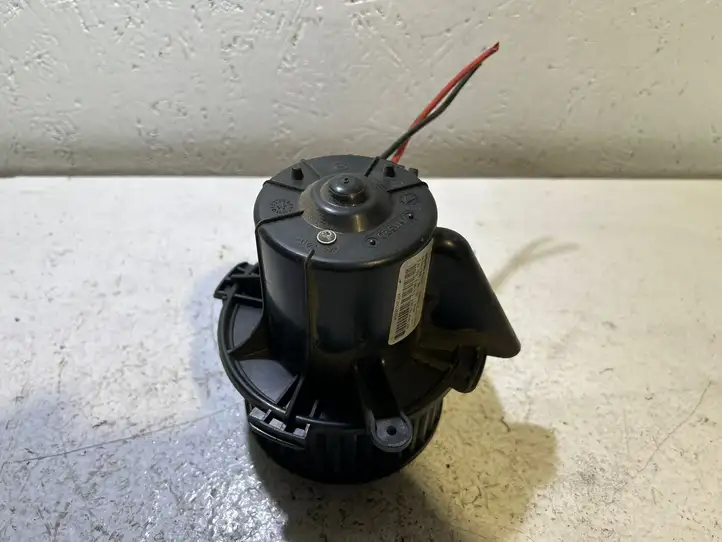 Peugeot 307 (2005 - 2008)  PF2A12666 Вентилятор печки