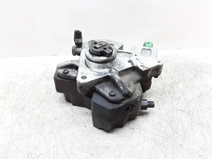 Volvo XC60 (2008 - 2013) 0445010111 Топливный насос — фото 1