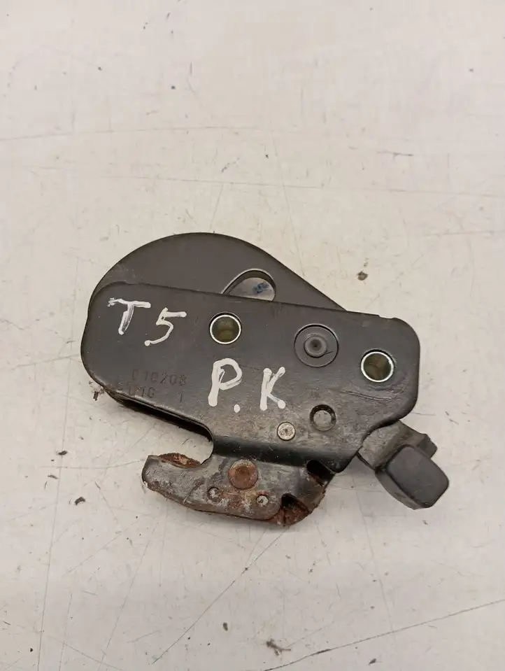 Volkswagen Transporter-Caravelle (2003 - 2009)  7H0883389D Замок опоры спинки сиденья