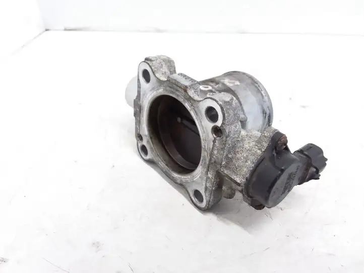 Toyota Corolla Verso AR10 (2004 - 2009) 0R010 Дроссельная заслонка — фото 1