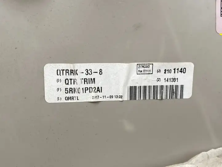 Chrysler Pacifica (2016 - ) 5RK01PD2AI Верхняя боковая отделка заднего сиденья — фото 15