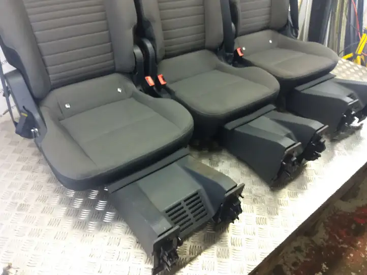 Ford Transit Custom Заднее сиденье — фото 9