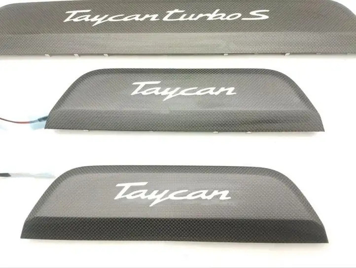 Porsche Taycan 9J1 (2019 - ) P003206M04 Внутренняя обшивка порога (комплект) — фото 10