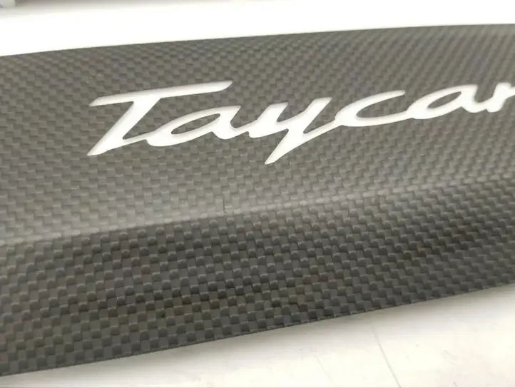 Porsche Taycan 9J1 (2019 - ) P003206M04 Внутренняя обшивка порога (комплект) — фото 12