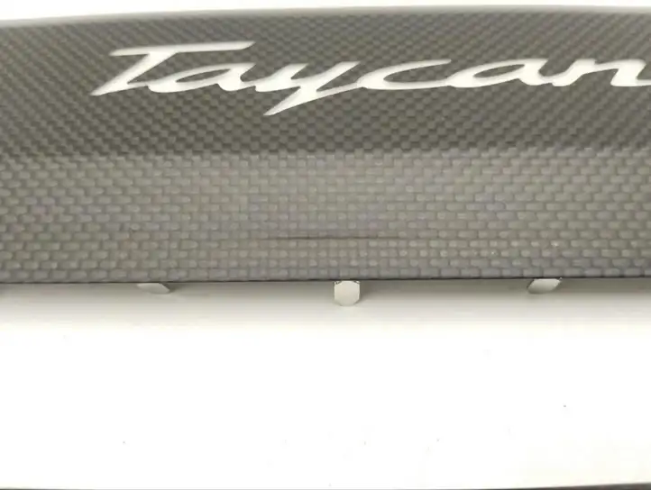 Porsche Taycan 9J1 (2019 - ) P003206M04 Внутренняя обшивка порога (комплект) — фото 14