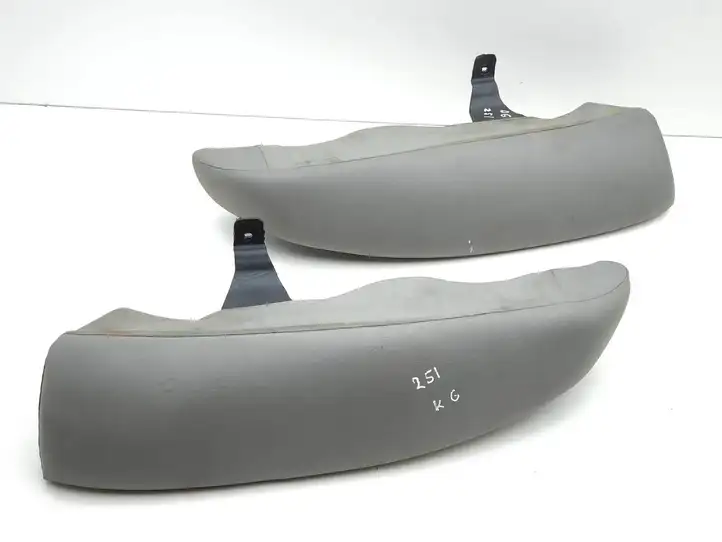 Chrysler 300 - 300C (2005 - 2011) 1069391AD Верхняя боковая отделка заднего сиденья — фото 1