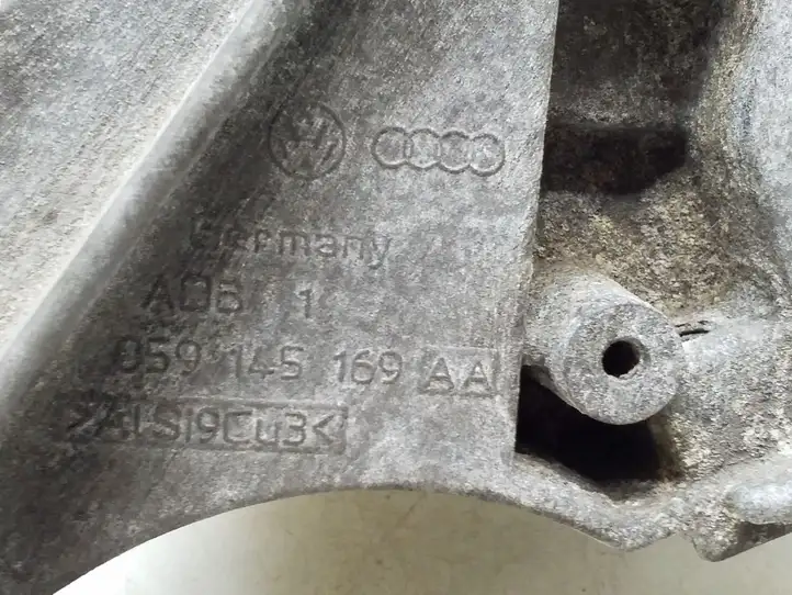 Audi A6 S6 C6 4F (2004 - 2008) 059145169AA Кронштейн насоса ГУР — фото 6