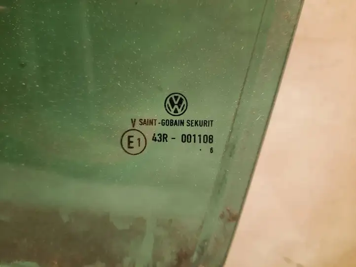 Volkswagen Golf V (2003 - 2009) 43R001108 Стекло задней двери — фото 2