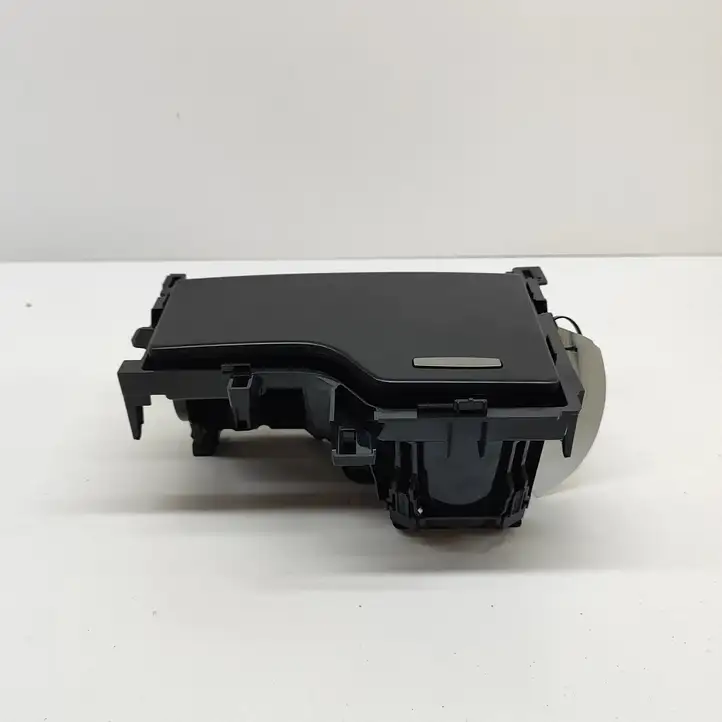 Lexus ES 250 - 300 - 350 (2018 - ) 5898733080 Передняя пепельница — фото 2