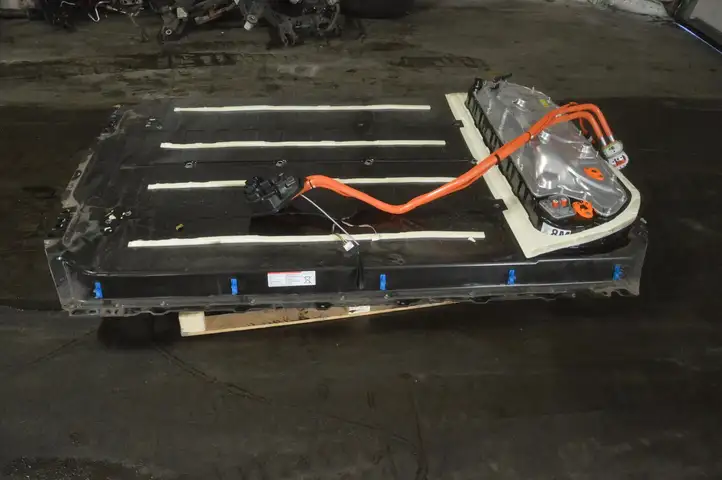 Tesla Model Y (2019 - 2024) 152619301B Аккумулятор гибридного / электрического автомобиля — фото 1