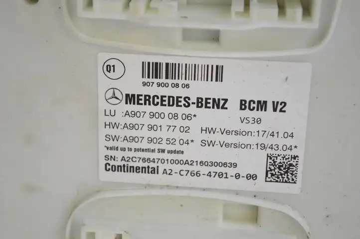 Mercedes-Benz Sprinter W907 W910 (2018 - ) A9079000806 Модуль управления кузовом (BCM) — фото 5