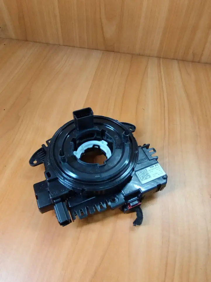 Skoda Octavia Mk2 (1Z) (2004 - 2013) 5k0953569al Контактное кольцо SRS — фото 1
