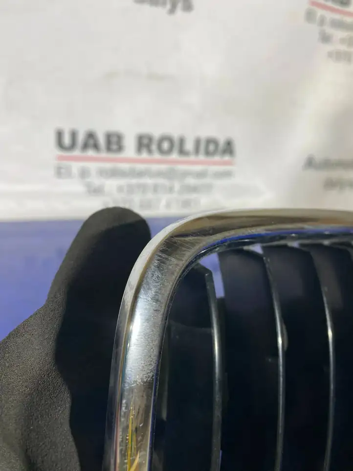 BMW 3 F30 F35 F31 (2012 - 2018) 51137255411 Передняя решетка — фото 2