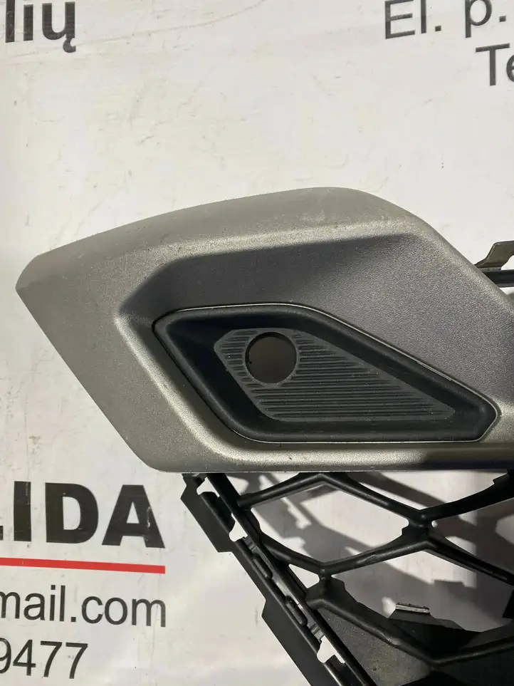 Seat Ateca (2016 - ) 575853668M Нижняя решетка переднего бампера — фото 13