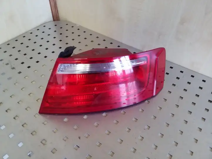Audi A5 8T 8F (2007 - 2011) 8T0945096 Задний фонарь в кузове — фото 1