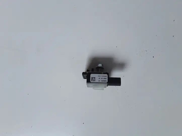 Mini Clubman F54 (2015 - 2019) 9305252 Датчик удара SRS — фото 1