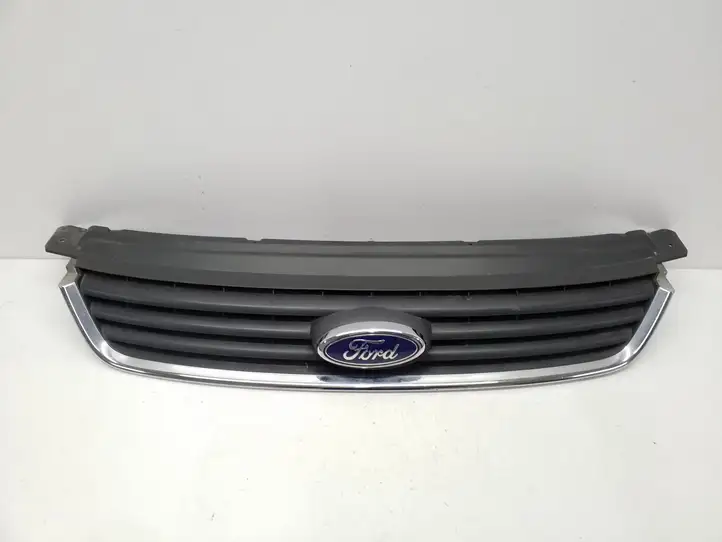Ford Kuga I (2008 - 2012) 8V41R7081A Верхняя решетка радиатора — фото 1